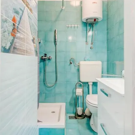 In Arbanija Mit Meerblick, Balkon, Klimaanlage, W-lan 5137-1 Appartement