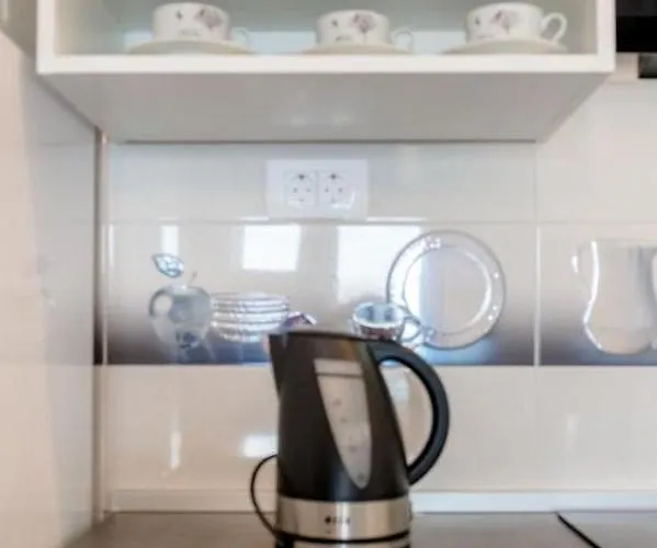 In Arbanija Mit Meerblick, Balkon, Klimaanlage, W-lan 5137-1 *